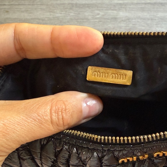 Miu Miu Shiny Black Quilted Wristlet - Picture 6 of 7